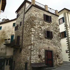 Art Rebus Tower In Tuscany Apartment